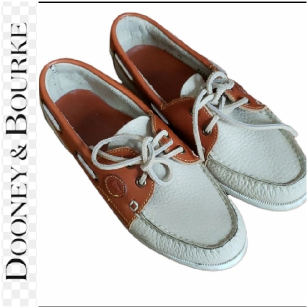 Dooney and Bourke Leather Shoes. Sz.7.